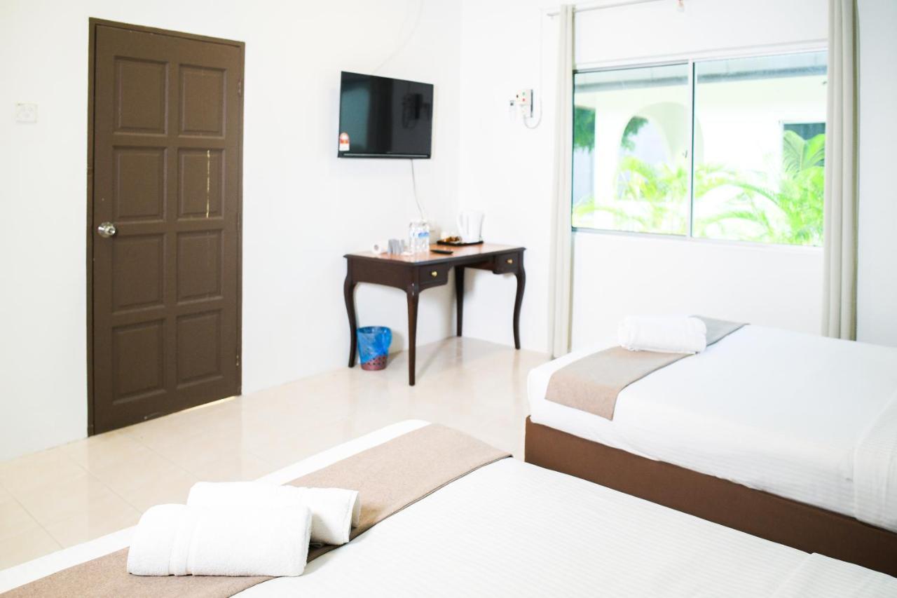 Sandy Garden Resort Langkawi Пантай-Сенанг Экстерьер фото